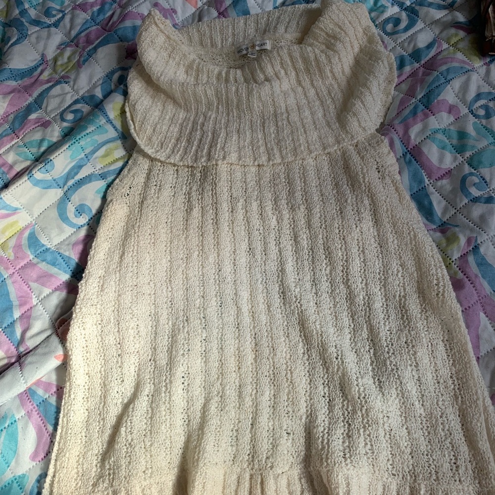 Super cute sleeveless sweat shirt